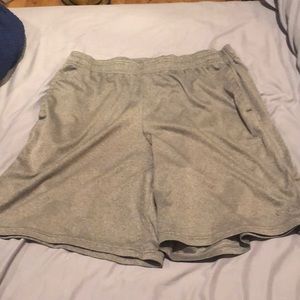 Men’s grey basketball shorts